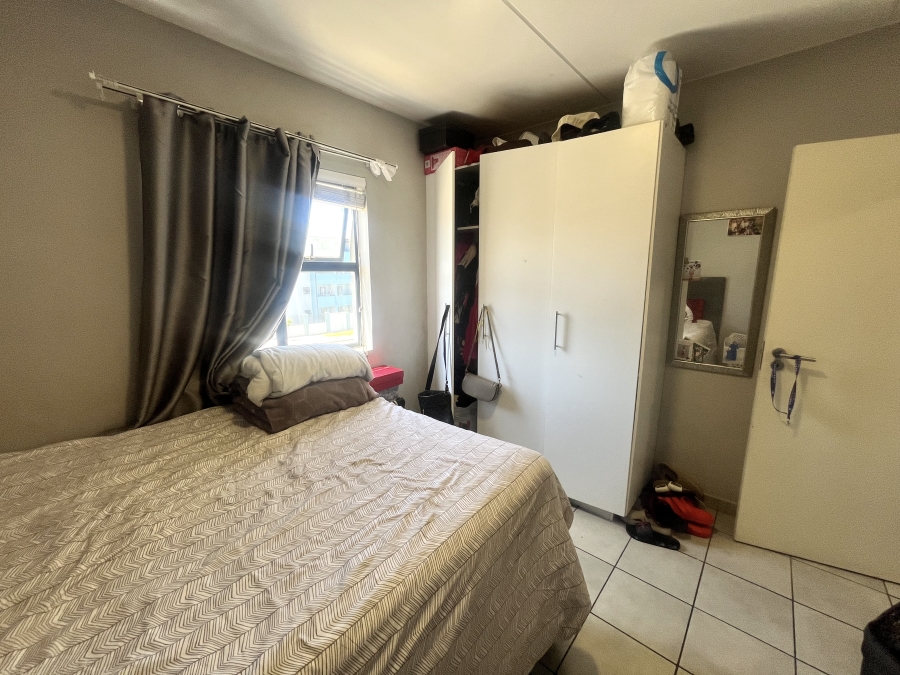 To Let 2 Bedroom Property for Rent in Parklands Western Cape